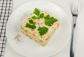 Оливье с куриной грудкой 🥗