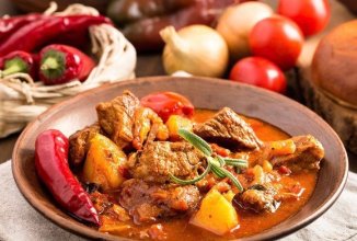 Ароматный гуляш 🥩