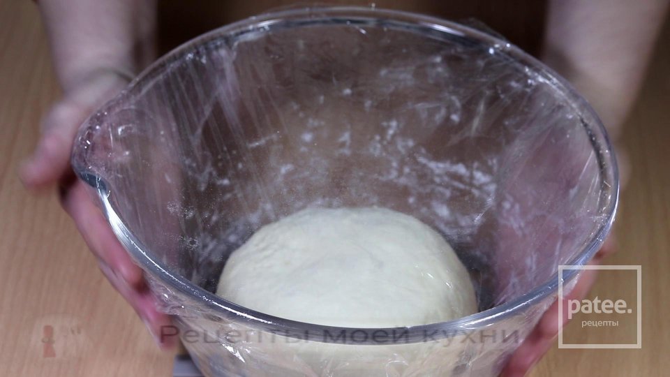 Пирожки с начинкой из яблок на кефире - Шаг 6