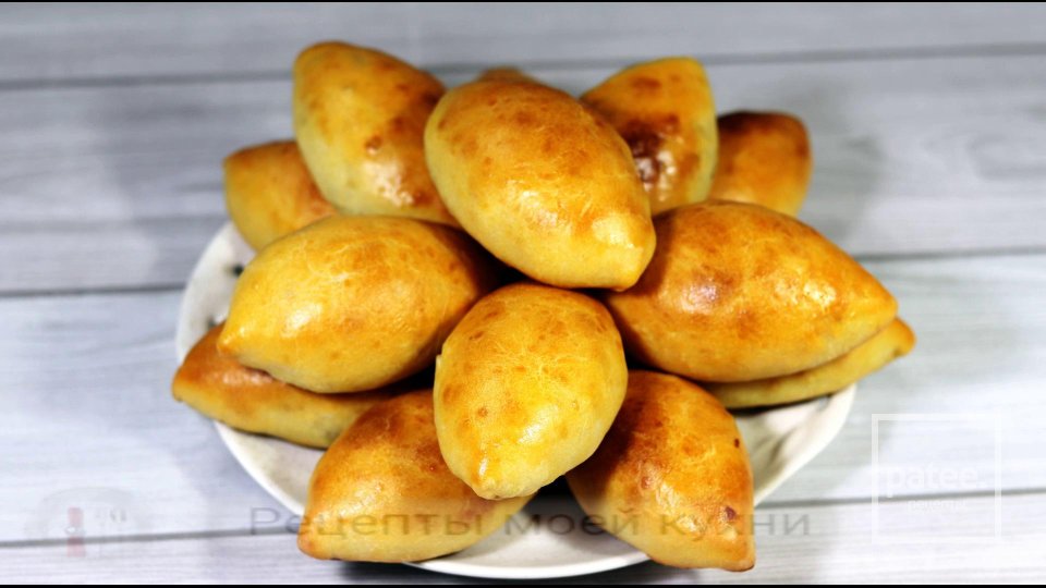 Пирожки с начинкой из яблок на кефире - Шаг 17