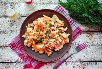 Жаркое с курицей и макаронами 🍗