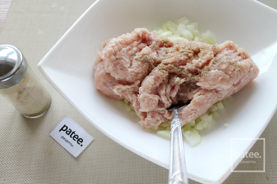 Беляши с куриным фаршем в духовке - Шаг 5