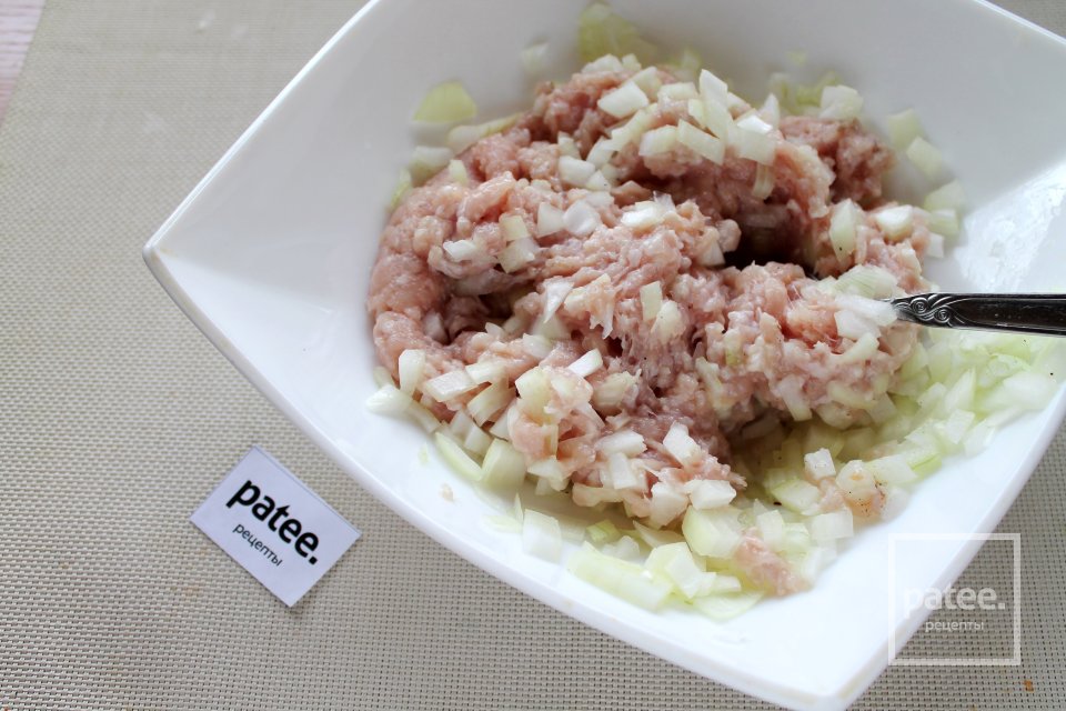Беляши с куриным фаршем в духовке - Шаг 8