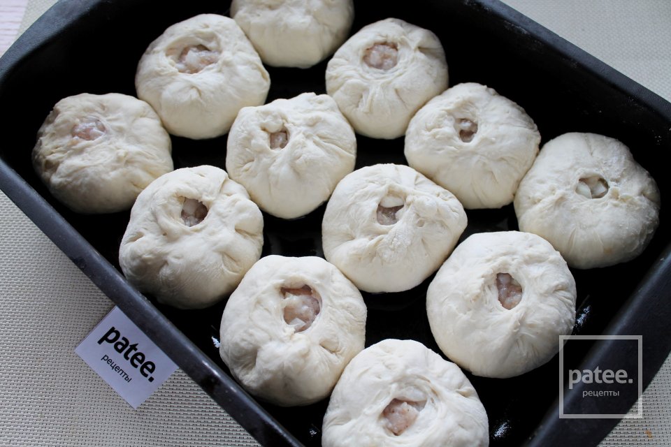 Беляши с куриным фаршем в духовке - Шаг 11