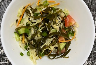Салат с морской капустой