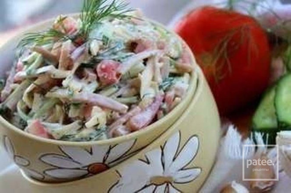 Салат из ветчины, помидора и сыра 🥗 - Шаг 1