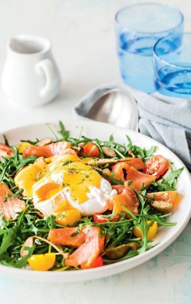 Салат из копченого лосося и Яйца пашот 🥗 - Шаг 2