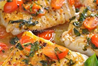 Филе трески в соусе из белого вина, черри и зелёного базилика 🐟