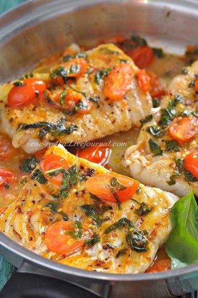 Филе трески в соусе из белого вина, черри и зелёного базилика 🐟 - Шаг 3