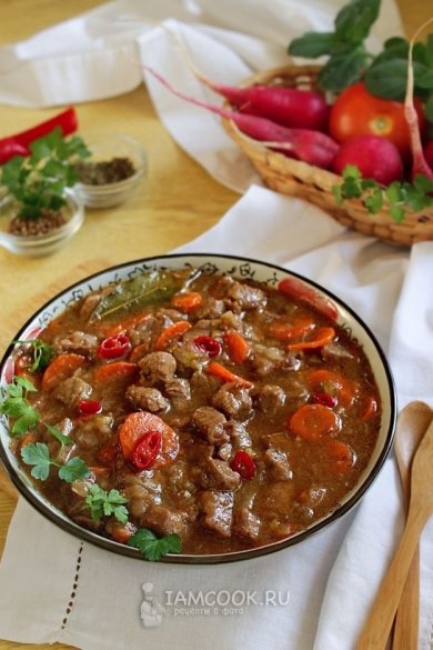 Пряный гуляш из говядины 🥩 - Шаг 10