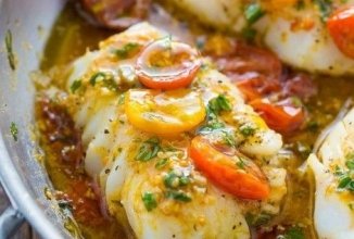 Треска с томатами и базиликом 🐟