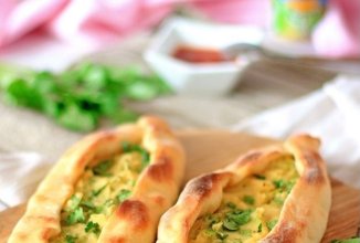 Пиде с картофелем и зеленью 👍🏼