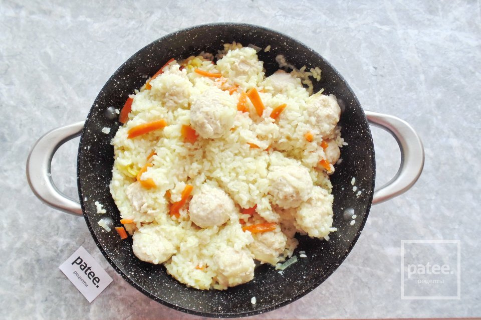 Рис с куриными фрикадельками - Шаг 11