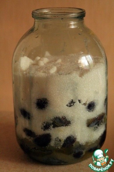 Наливка из слив 🥃 - Шаг 3