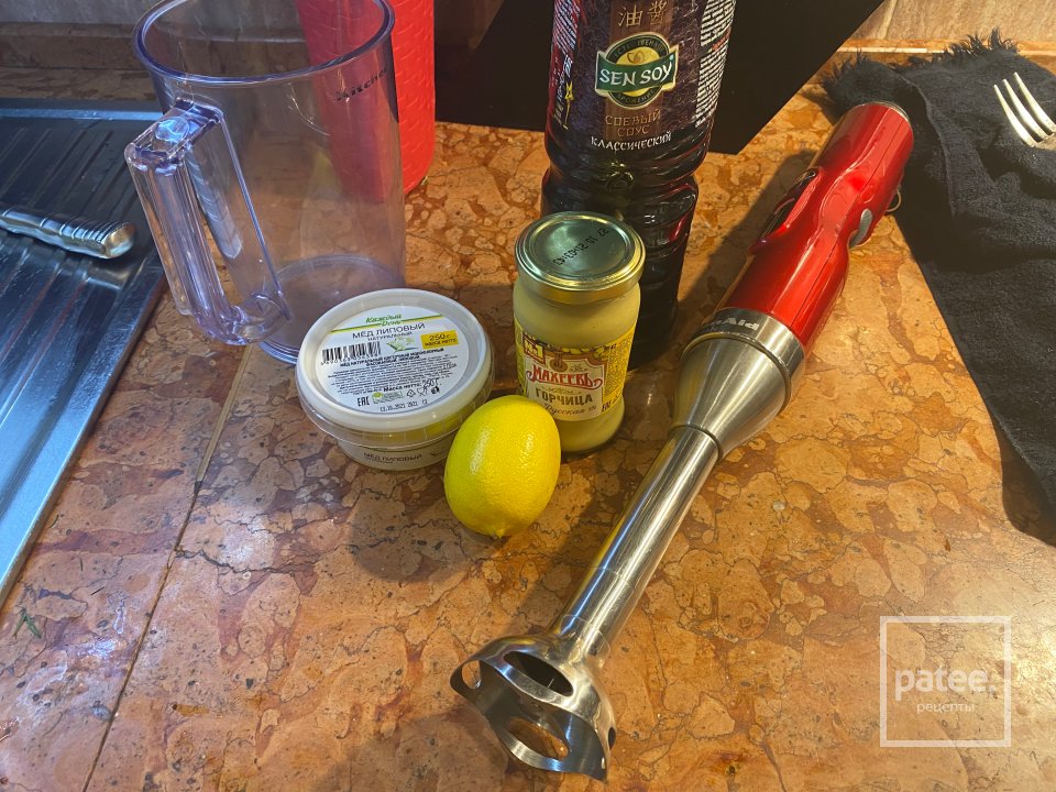 Запечённая свиная рулька в пиве с квашенной капустой - Шаг 7