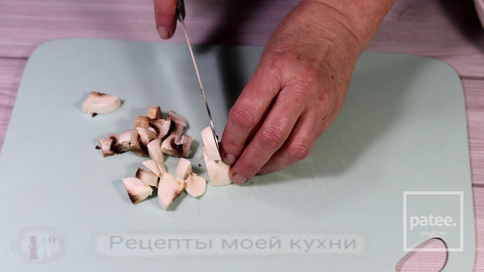 Картофельные лодочки с курицей и грибами - Шаг 2