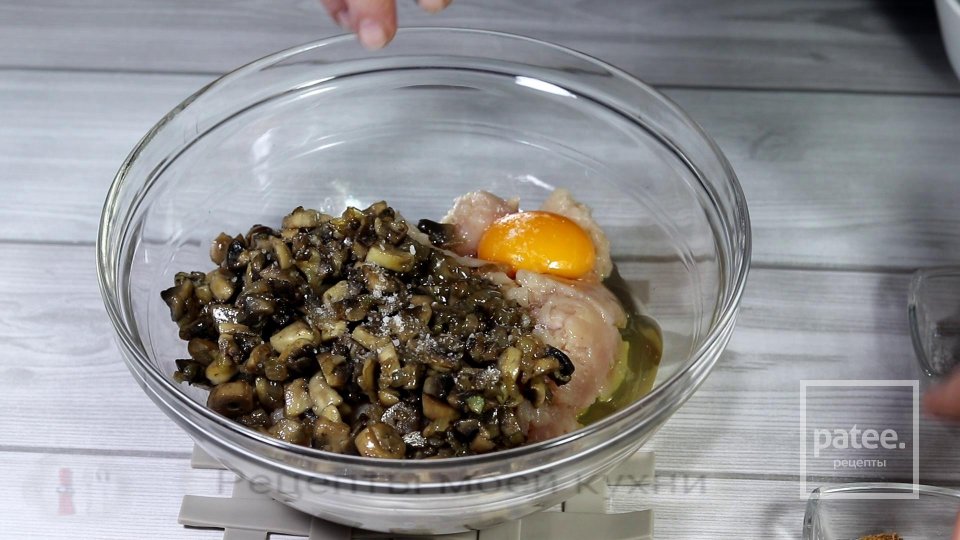 Картофельные лодочки с курицей и грибами - Шаг 5