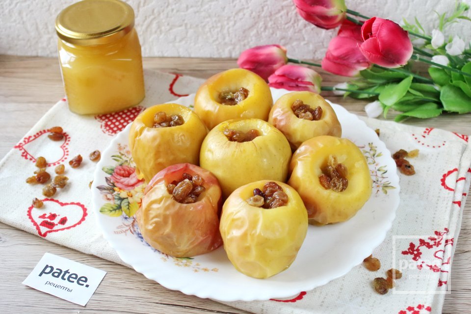 Печеные яблоки с изюмом и медом - Шаг 8