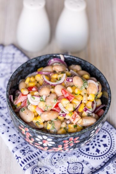 Салат с фасолью, кукурузой и болгарским перцем 🥗