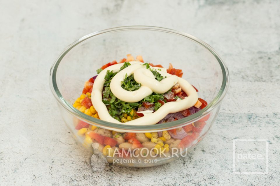 Салат с фасолью, кукурузой и болгарским перцем 🥗 - Шаг 4