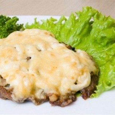 Мясо по-французски с сыром 🥩 - Шаг 1