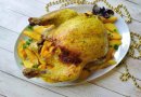 Запеченная курица в духовке, фаршированная айвой