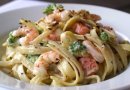Паста с креветками в чесночно-сливочном соусе 🍝