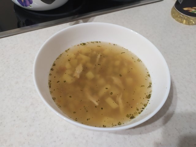 Суп куриный с макарошками