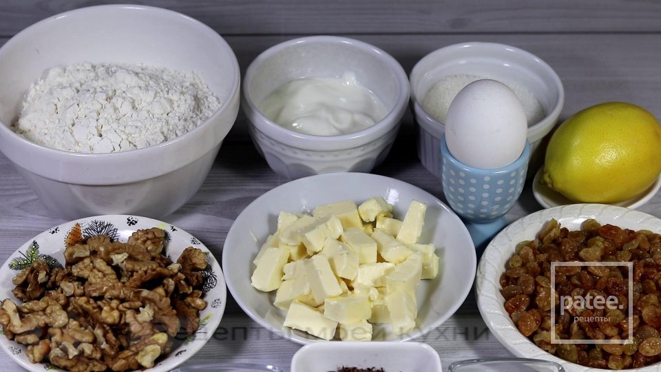 Лимонный пирог с изюмом и орехами - Шаг 1