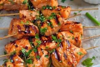 Сёмга на шпажках в тайском стиле 🐠