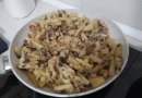 Жареная картошечка с грибами