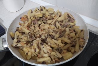 Жареная картошечка с грибами