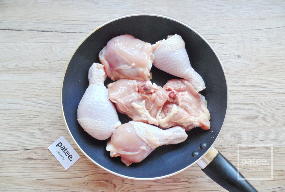 Курица тушеная в сметане - Шаг 3