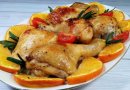 Запеченная курица с апельсинами и специями