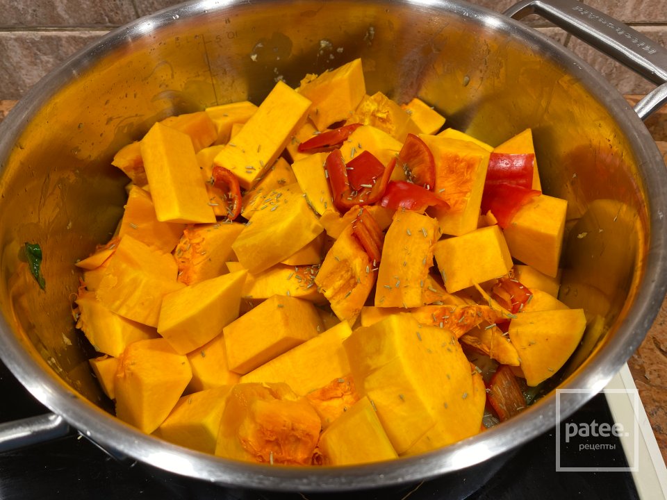 Тыквенный суп-пюре с имбирем, беконом и креветками - Шаг 10