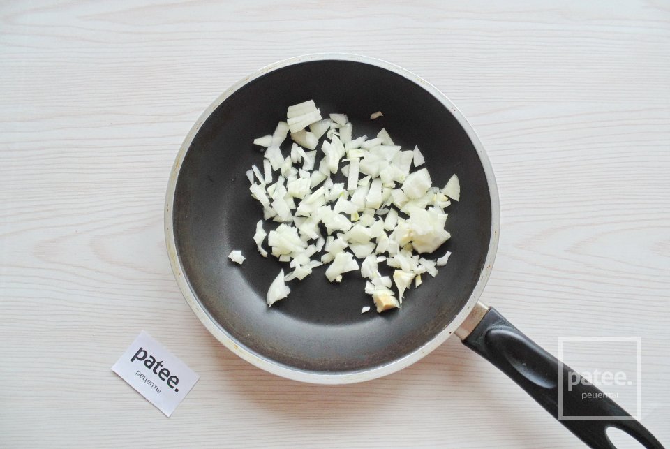 Суп из щавеля с плавленым сыром - Шаг 3