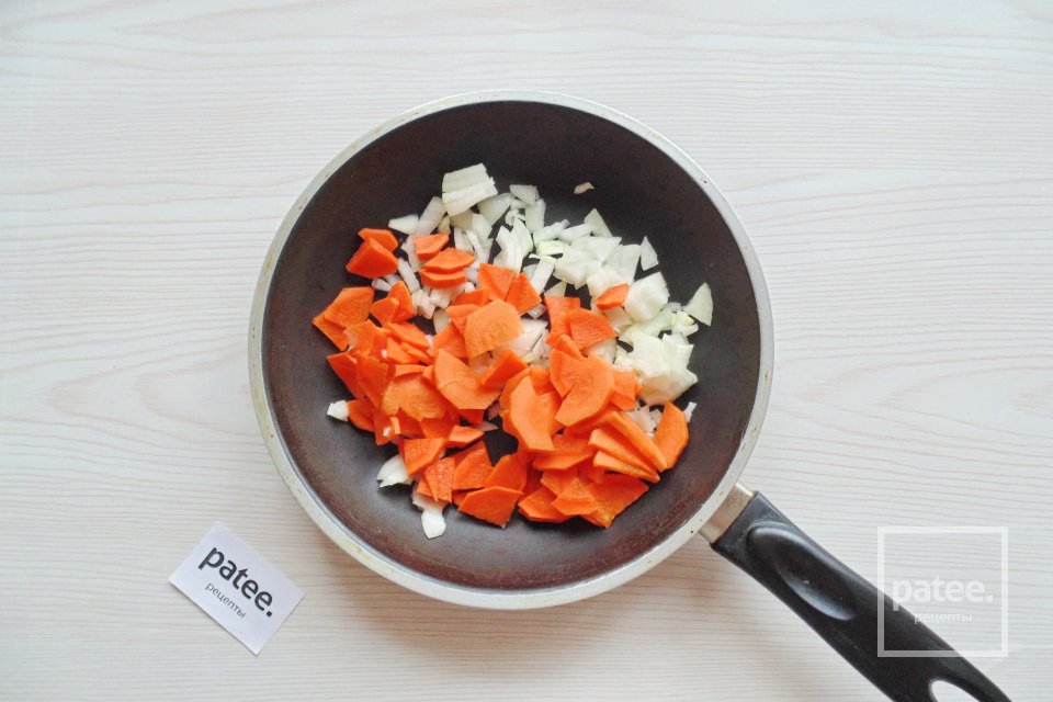 Суп из щавеля с плавленым сыром - Шаг 4