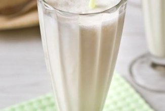 Полезный коктейль с бананом и овсянкой🍸