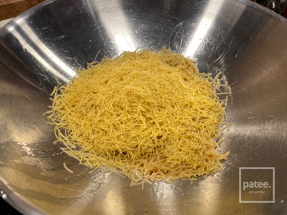 Распластанная Дорада с рисом и вермишелью - Шаг 9