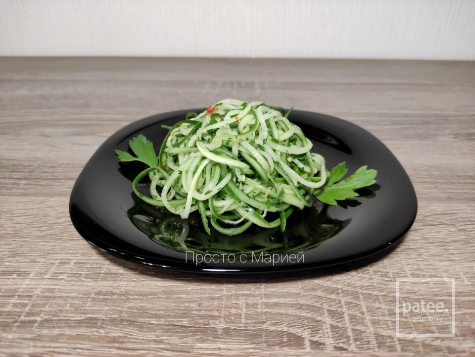 Закуска из огурцов 🥒 - Шаг 1