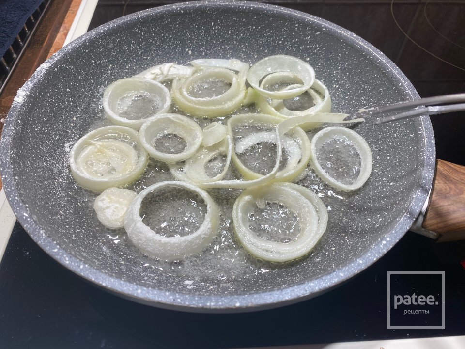 Жареная печень с хурмой - Шаг 6