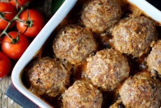 Тефтели с рисом в духовке с подливкой 👍🏼