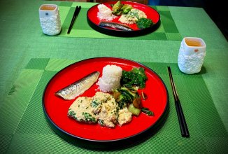 Корейский омлет GYERAN JIJIM с бок-чоем и имбирем