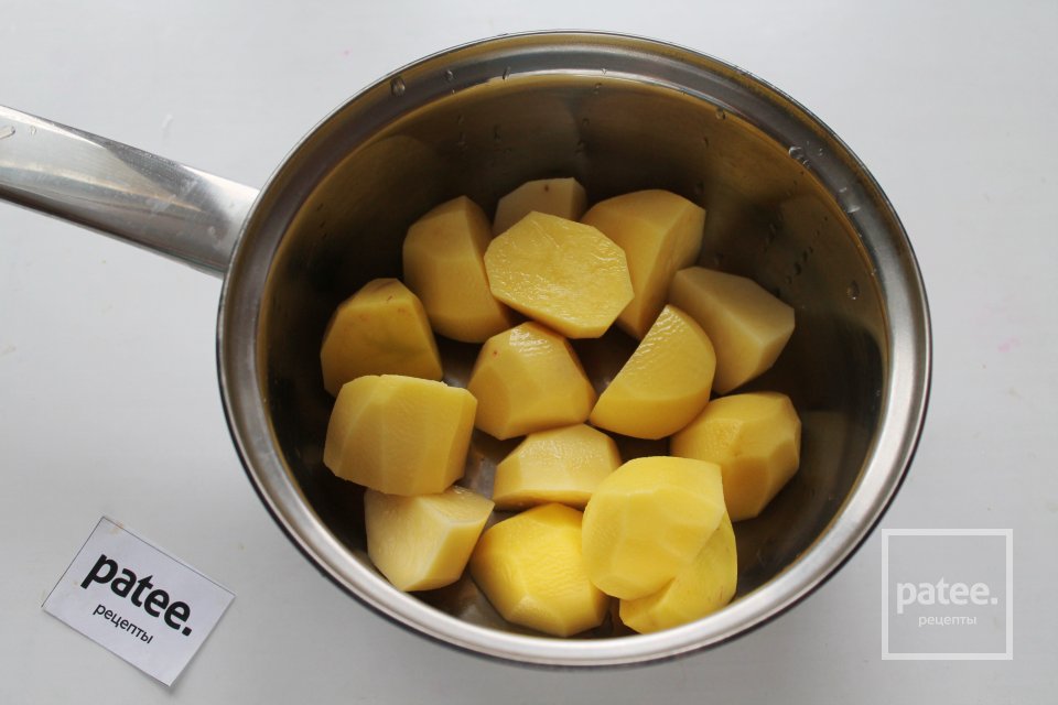 Картофельное пюре с брокколи на сливочном масле и молоке - Шаг 3