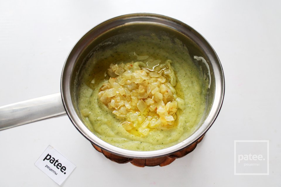 Картофельное пюре с брокколи на сливочном масле и молоке - Шаг 12