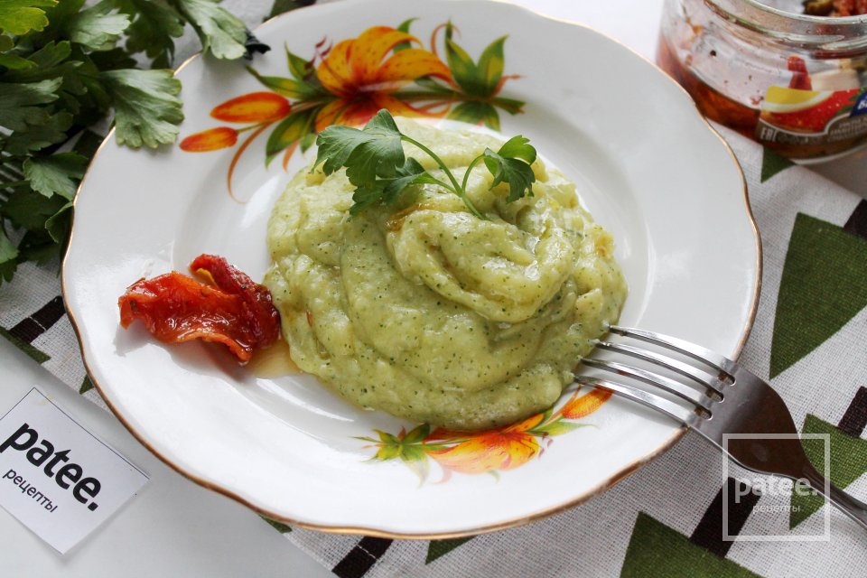 Картофельное пюре с брокколи на сливочном масле и молоке - Шаг 13