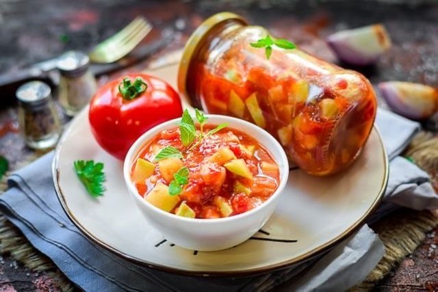 Кабачки в томатном соусе 👍🏼