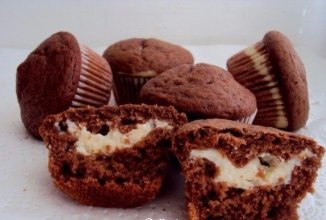 Воздушные Шоколадные Маффины с Нежнейшим Кремом 🥧