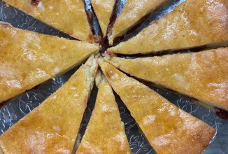 Клафути с вишней