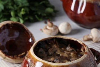 Мясо по-петровски в горшочке 🥩